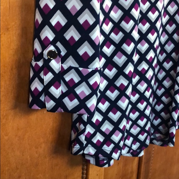 Geometric pattern top - Picture 3 of 4